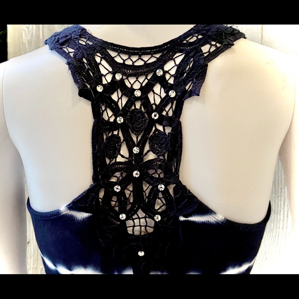 Embellished Ribbed Tank - Picture 5 of 10
